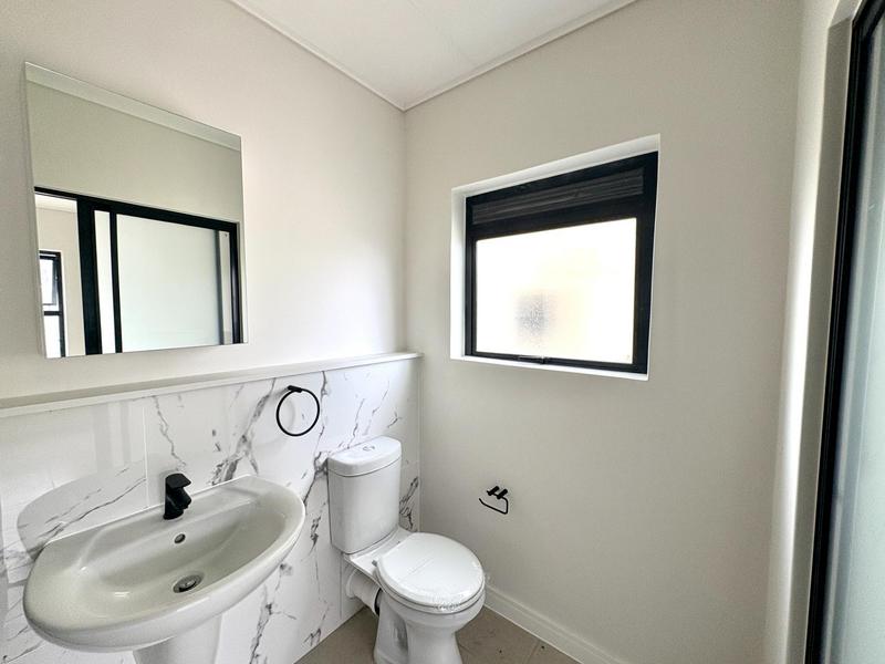To Let 1 Bedroom Property for Rent in The Huntsman Western Cape